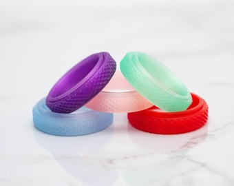 Knurled Translucent Fidget Spinner Ring, Stim Ring For Kids, Stress Toy, Meditation Ring, Worry Ring, Textured Spinner, Fidget Toy, 6MM Band