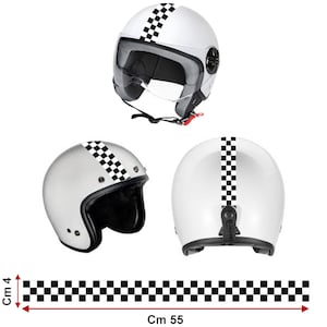 Könnte beinhalten: Weißer Motorradhelm mit einem schwarz-weißen Schachbrettmuster. Der Helm wird aus verschiedenen Blickwinkeln gezeigt. Ein Schachbrettmuster ist 55 cm lang und 4 cm breit.
