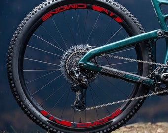 Adesivi Riflettenti Per Cerchi Bici MTB – 26, 27.5, 28, 29 Pollici – Nero Lucido B0006