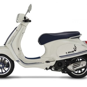 Adesivi vespa cuori love san valentino home accessori per auto camera moto pc computer -Vinile colore a scelta COD.M0061
