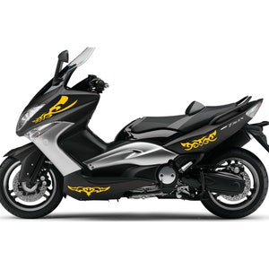 Adesivi per carena Yamaha T-max 500 (2008-2012) Carena moto decal stickers (DX-SX) Design sportivo tribale .M0124