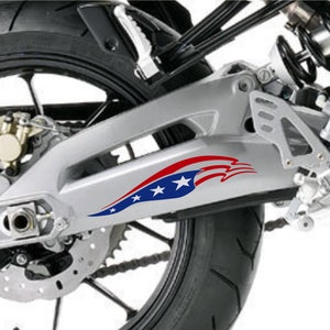 DualColorStampe Adesivi compatibili con FORCELLONE moto Aprilia Shiver 750 set 2 stickers (2009-2016) bandiera americana M0323