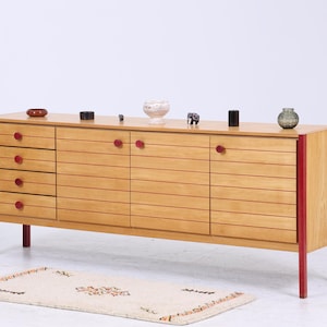Vintage dressoir jaren 60 | Mid-century tv-meubel met lades en compartimenten Retro dressoir met houten opbergruimte