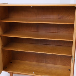 Heller Vintage Schrank 60er Jahre Mid Century Wäscheschrank Schubladen Fächerschrank Retro Hochglanz VEB Möbelfabrik Werdau Bild 10