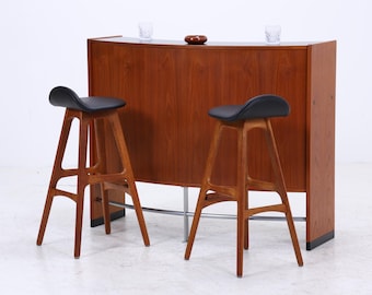 Raro boomerang bar vintage in teak di Erik Buch per Dyrlund | Mobile bar/cassettiera della metà del secolo