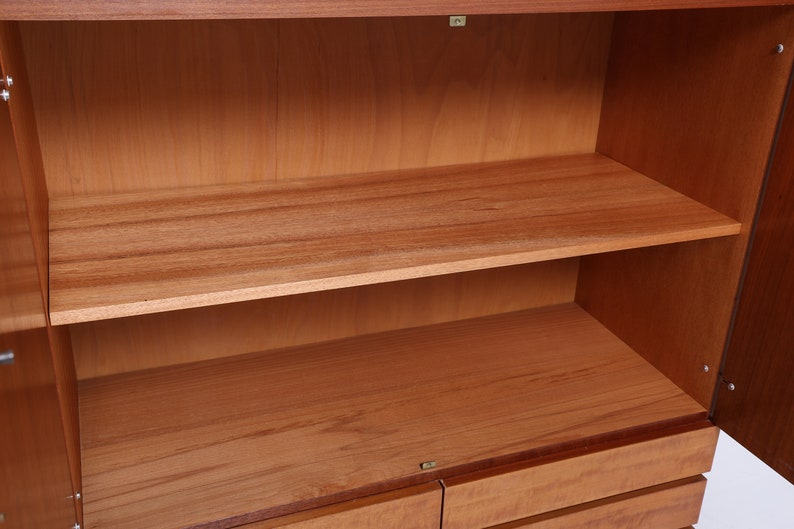 Vintage Wäscheschrank 60er Jahre Mid Century Schrank Fächerschrank Schubladen Schrank Retro Hochglanz Holz Bild 7