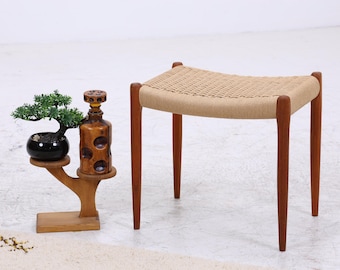 Teak Hocker mit Korbgeflecht | Niels Otto Møller Modell 80A | Mid Century Danish Modern