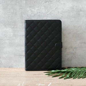 Elegant Black Leather iPad Case: Fluffy Padded Cover