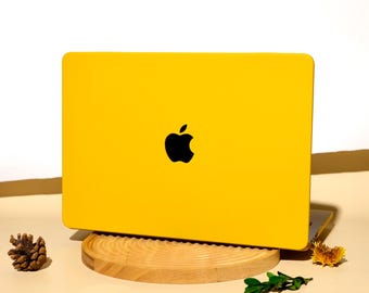 Yellow Orange MacBook Case | Durable Shockproof Cover in Warm Amber | MacBook Pro /Air 12/13/14/15/16 | Cover for M1/M2/M3/M4 2020-2023-2025