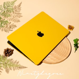 Yellow Orange MacBook Case | Durable Shockproof Cover in Warm Amber | MacBook Pro /Air 12/13/14/15/16 | Cover for M1/M2/M3/M4/M5 2020-2026 image 7