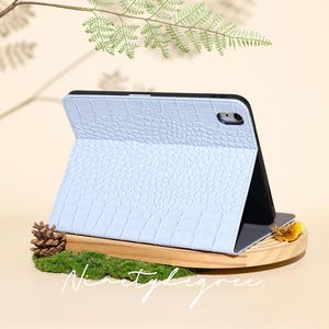 Creamy blue crocodile print leather iPad case, iPad Pro 2022/21, iPad Air 2026-24, iPad Air 5,4,3,2,1, iPad 2022-19,2018,2017, iPad mini6-4 image 2