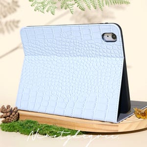 Creamy blue crocodile print leather iPad case, iPad Pro 2022/21, iPad Air 2026-24, iPad Air 5,4,3,2,1, iPad 2022-19,2018,2017, iPad mini6-4 image 4