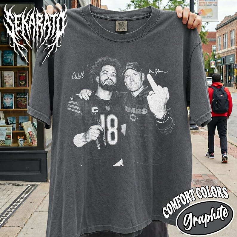 Caleb Williams-tröja, Ben Johnson Chicago fotbollströja, Comfort Colors marinblå t-shirt, Caleb Williams 18 vintage-tröja, rolig fotbollsfan-gåva bild 2