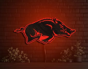 Letrero de los Arkansas Razorbacks para exhibición Arte de madera Pared Iluminación de acento Sala de juegos Cueva del hombre Decoración deportiva Regalo de equipo Decoración de zona de fanáticos universitarios LED