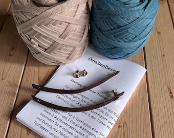 DIY Strickset Topflappen 2farbig mit Baumwollgarn, 2 dunkelbraunen Korkriemen, Buchbinderschrauben und Anleitung - Anfängerfreundlich