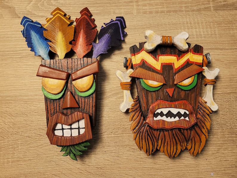 Aku Aku et Uka Uka Crash Bandicoot Pack