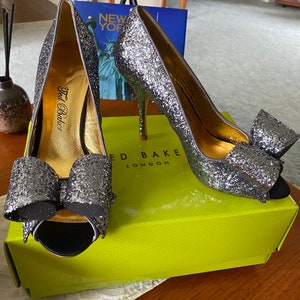 TED BAKER  &quot;Keanah 2&quot;  London   High Heel Sandals  Grey/Silver  Size 39.5  New in Box
