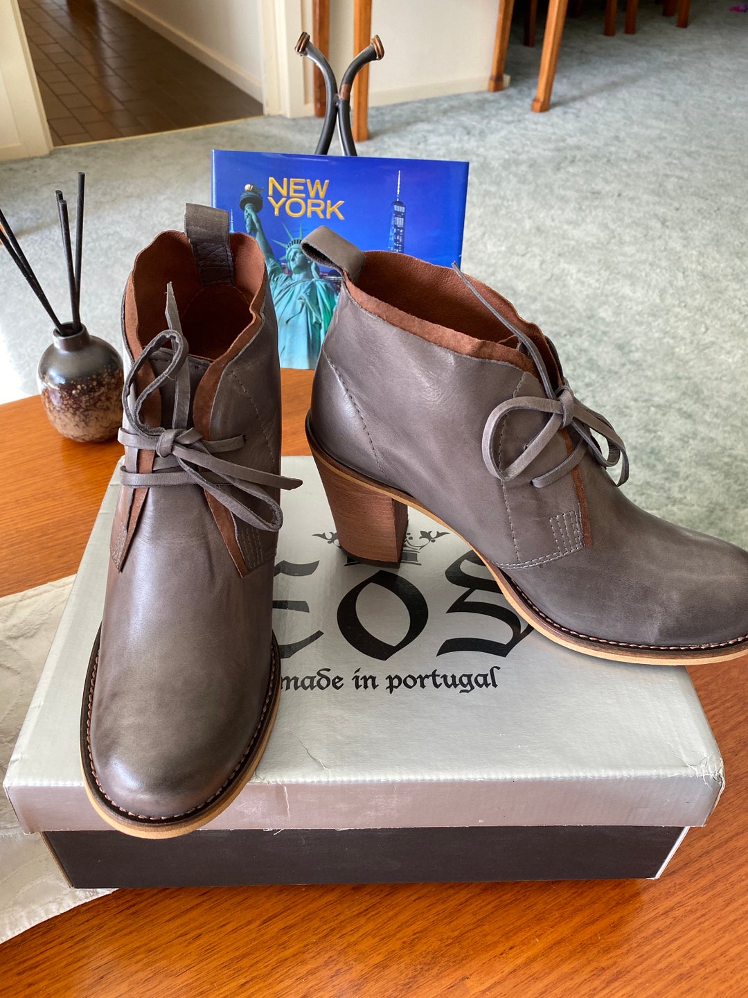 EOS minka Ankle Boots Made in Portugal Grey Leather Size 39, Rare New