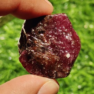 Big Size Raw Ruby --Precious Ruby Rough----32x28x15MM----193 Carat --- 1 Pics ---AAA Quality---Jewelry Marking...