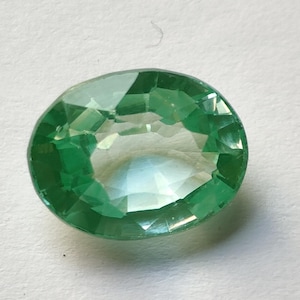 Natural Columbian Emerald: Oval Cut Loose Gemstone (15x11.5x7.5 MM)