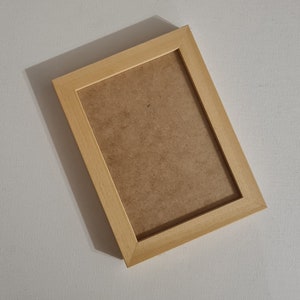 Light Wood 7x5&quot; Wooden Picture Frame, Photo Frames, with Clear Acrylic and strut back, will hang or stand either way