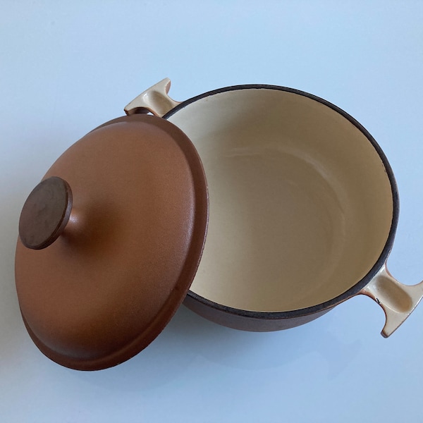 Enzo Mari, Le Creuset France __ Nr 29 model Chocolat