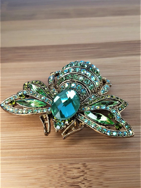 Avant Garde Emerald Beetle Brooch. Butler & Wilso… - image 4