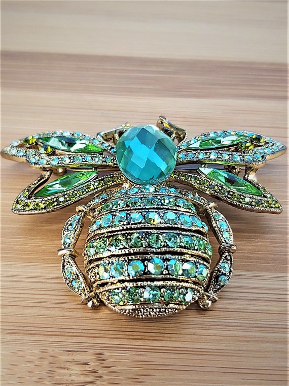 Avant Garde Emerald Beetle Brooch. Butler & Wilso… - image 3