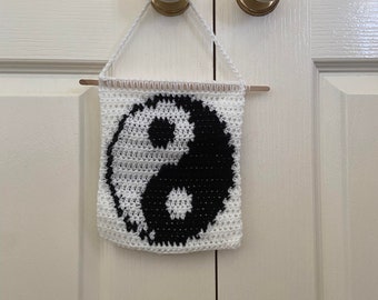 Crochet Tapestry Wall Hanging Home Decor Yin and Yang Positive Art Black and White
