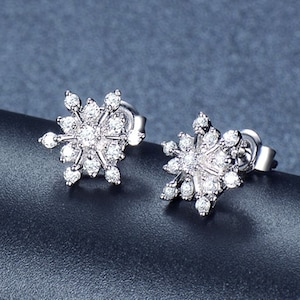 Snowflake Stud Earring, Moissanite Diamond Stud Earring, Latest Design Stud Earring, Unique 14K White Gold Stud Earring, Dainty Stud Earring