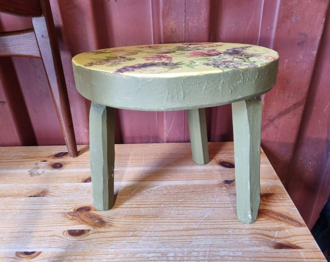 Vintage Wood Footstool Round Floral Painted Cottage short milk stool hand made