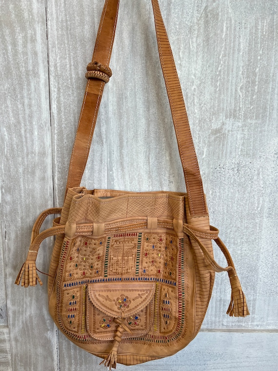 Boho handbag New/ Aztec type design  Very nice!