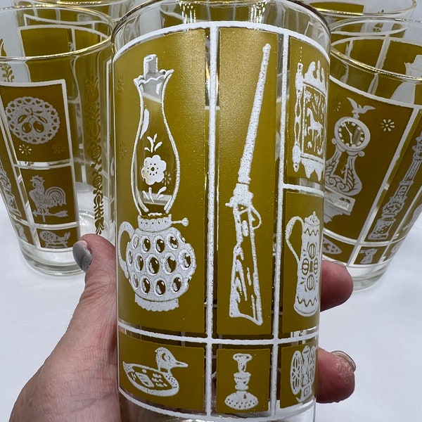 Vintage Libbey Drinking Glass Colonial Western Pioneer Motif 1950s set of 6. yellow and clear color RARE find