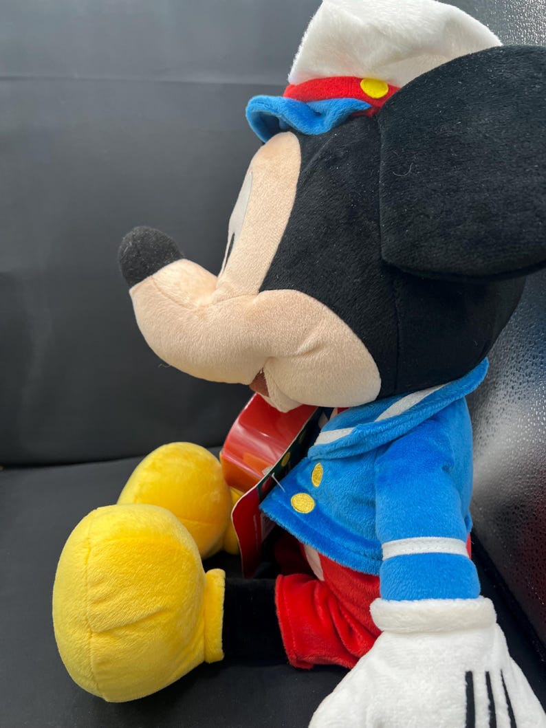 Vintage 2009 Macy's Holiday Sailor Mickey Mouse Plush with Clock – Limited Edition bild 7