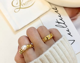 Statement Ring,Baroque Pearl Ring ,White Pearl Ring,Aesthetic Gold Ring, Minimalist Zircon Ring,Adjustable Ring,Gold Ring,Christmas Gifts