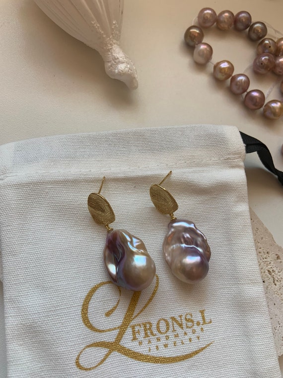 Custom pearl earrings deals
