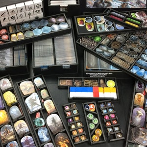 Frosthaven® Organizer - Blueprint (german) compatible with this board game (.pdf)