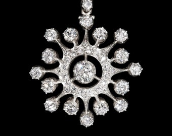 Victorian old-cut diamond starburst / flower pendant 5.90 ct, original box