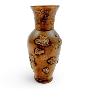 Japanese Meiji bronze vase with bird and prunus decoration, engraved neck, antique Asian décor, c. 1880, small Japanese patinated bronze