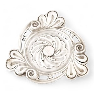 Victorian sterling silver pin tray with Art Nouveau scroll borders, antique fluted round ring dish, Samuel Walton Smith, 1894