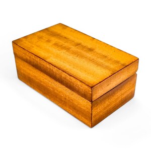 Scatola portaoggetti antica Art Déco in legno satinato per ricordi/biglietti/gioielli con fodera in pelle di ciliegio