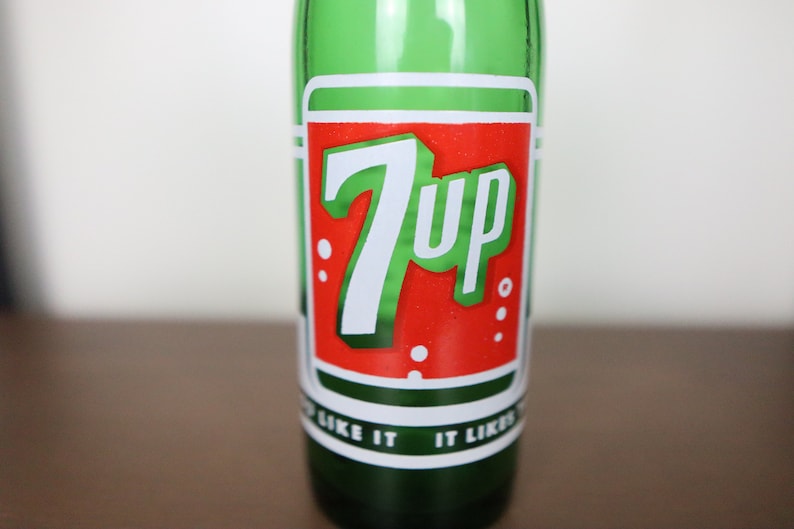 Vintage 1970s Green 7up Bottle 10 Fl Oz Very Clean and No Damage image 2