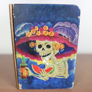 Beautiful Vintage 1990s Mexican-Made Artisan Wooden Jewelry Box with Decorated Cover