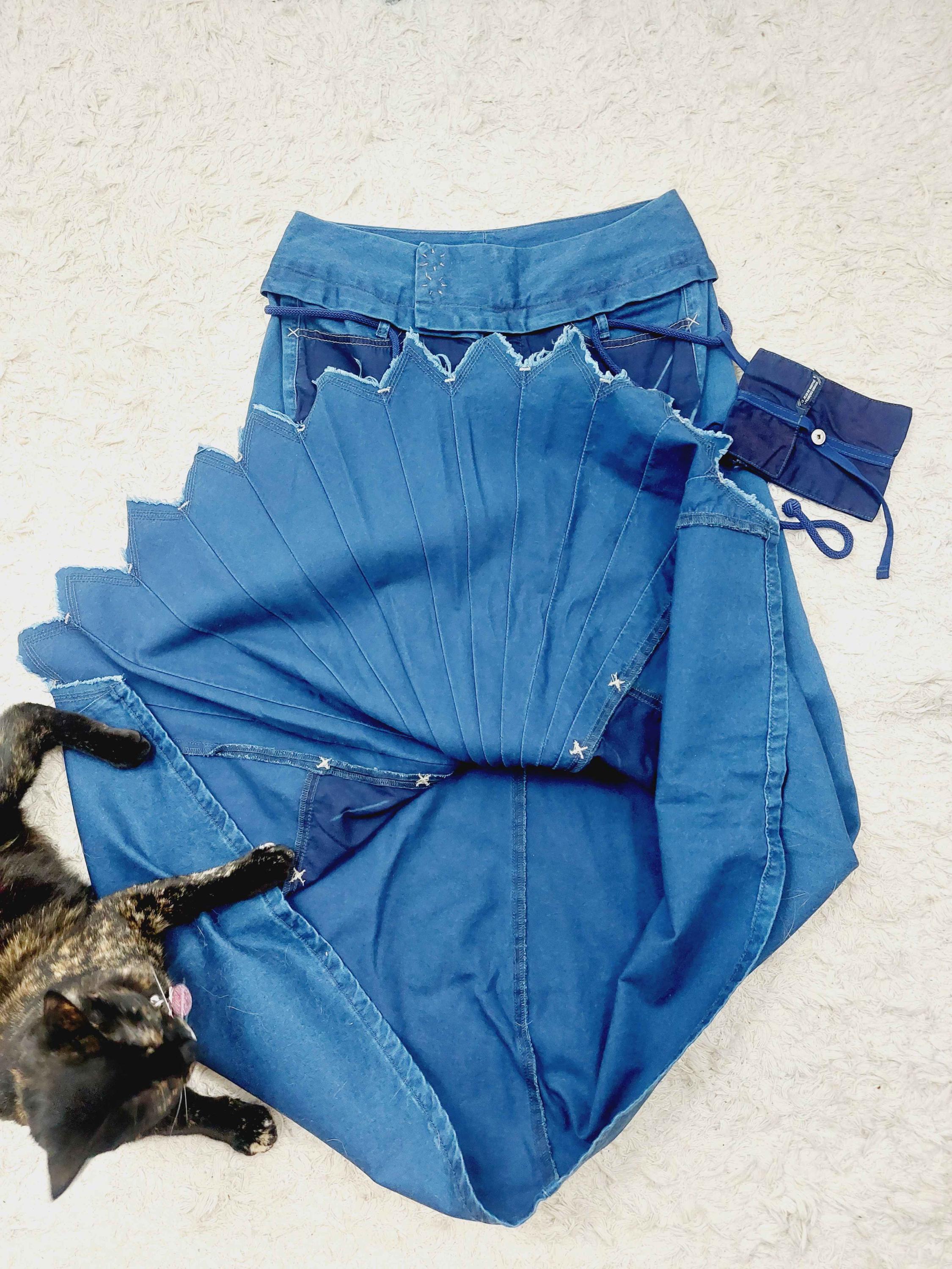 Jupe En Jean Destructurée Girbaud Vintage - Taille 40 Longue évasée