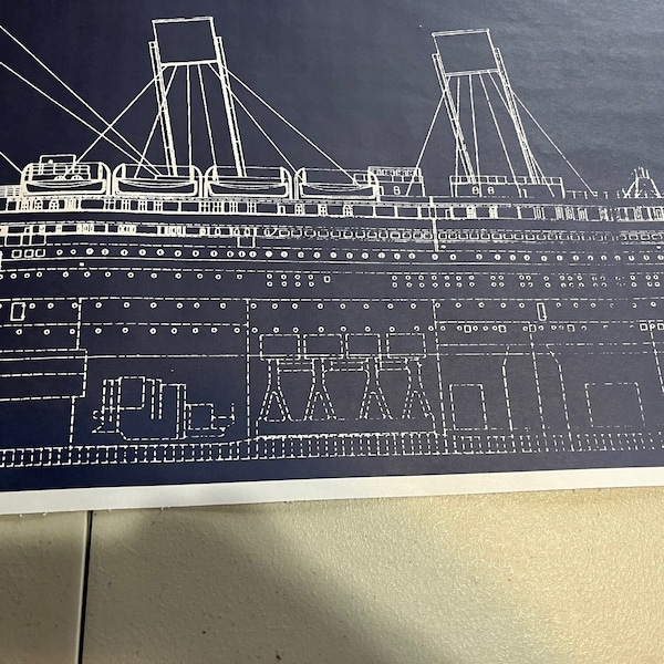 RMS TITANIC 1997 reprint Blueprint, measure 14 inches tall x 48 inches long, really Nice