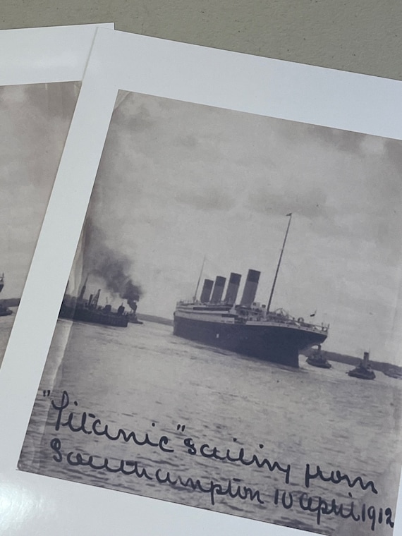 RMS タイタニック号、古い報道写真(再版)出航日 1912 年 4 月 RMS タイタニック号、古い報道写真(再版)出航日 1912 年 4 月