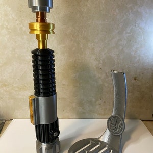 オビ＝ワン・ケノービ ライトセーバー スタンド付き - 小道具レプリカ - ディスプレイコスプレ - 3Dプリント 画像 4