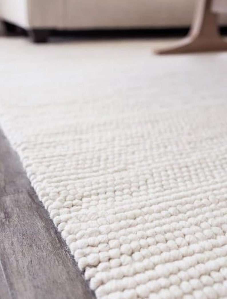 Handloom White Wool Rug, Eyecatching Decorative Rug, Custom Size