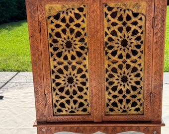 Embossed hand painted exquisite design  cabinet