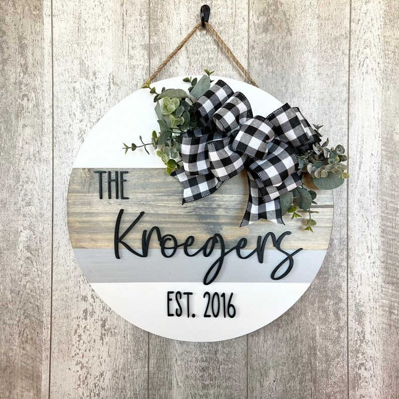 Personalized Door Hanger Interchangeable Sign Last Name Door Etsy